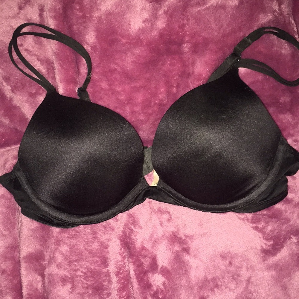Victoria’s Secret 34B make offer!